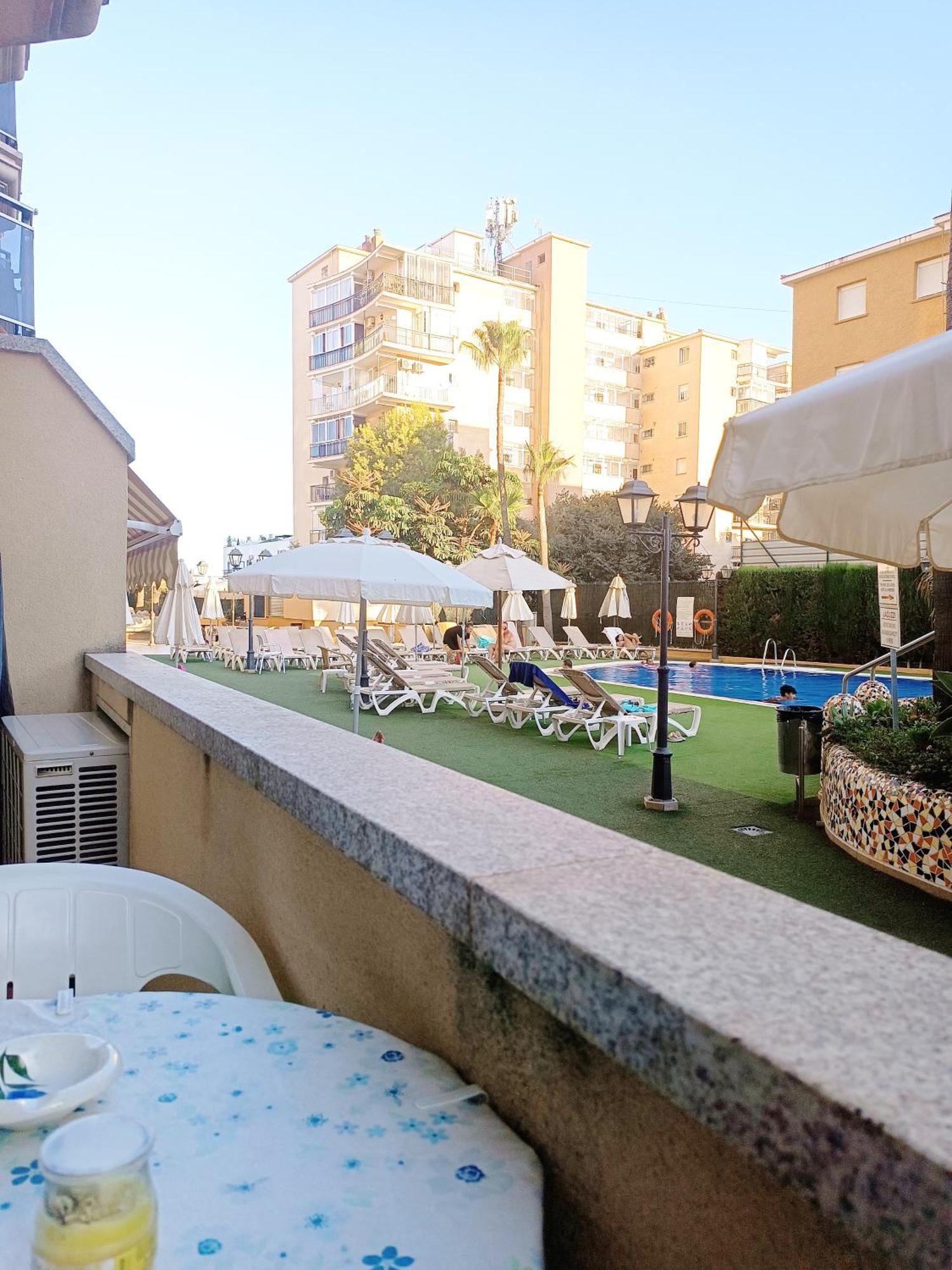 Fuengirola Apartamento Vacacional Mediterraneo Real Buitenkant foto